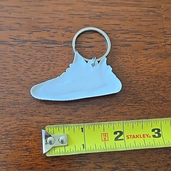 White Black Red Sneaker Keychain Hype Wear 1 Shoe unisex Look Designer - Picture 5 of 8